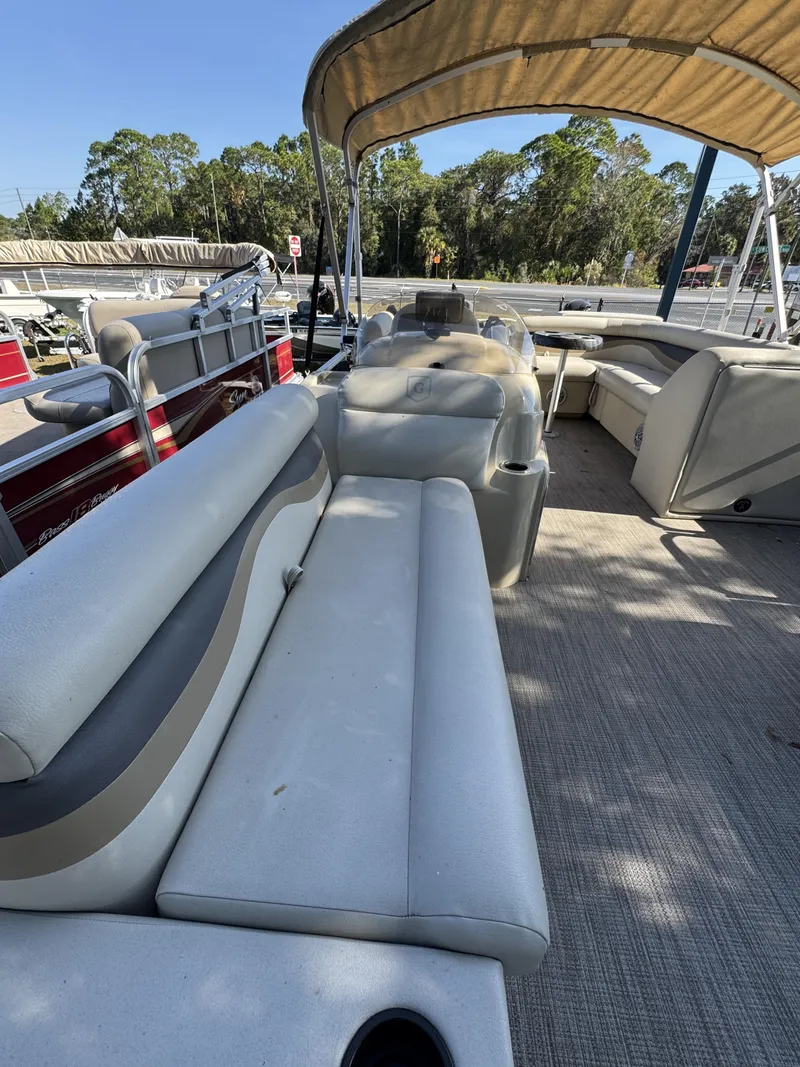 Slide: The Image of Sweetwater SW 206 CL 2018 - 6