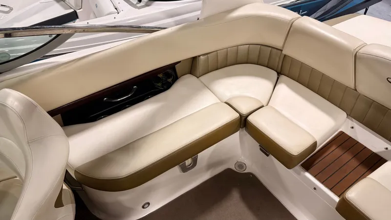 Slide: The Image of Regal 2300 Bowrider 2011 - 3