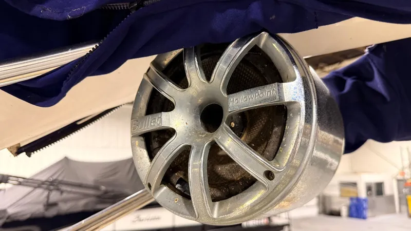 Slide: The Image of Regal 2300 Bowrider 2011 - 8