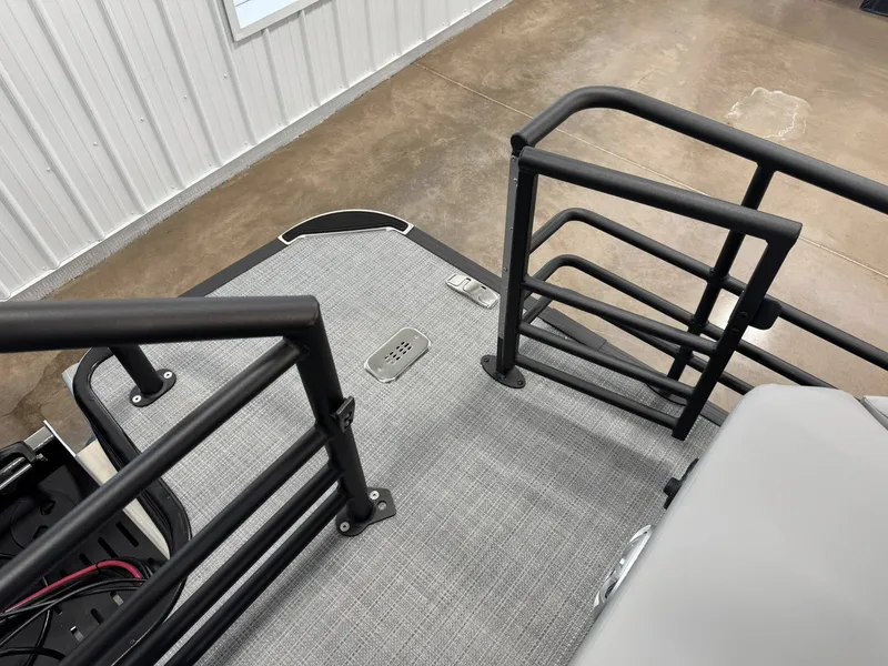 Slide: The Image of Starcraft EXS 5 DL 2026 - 17