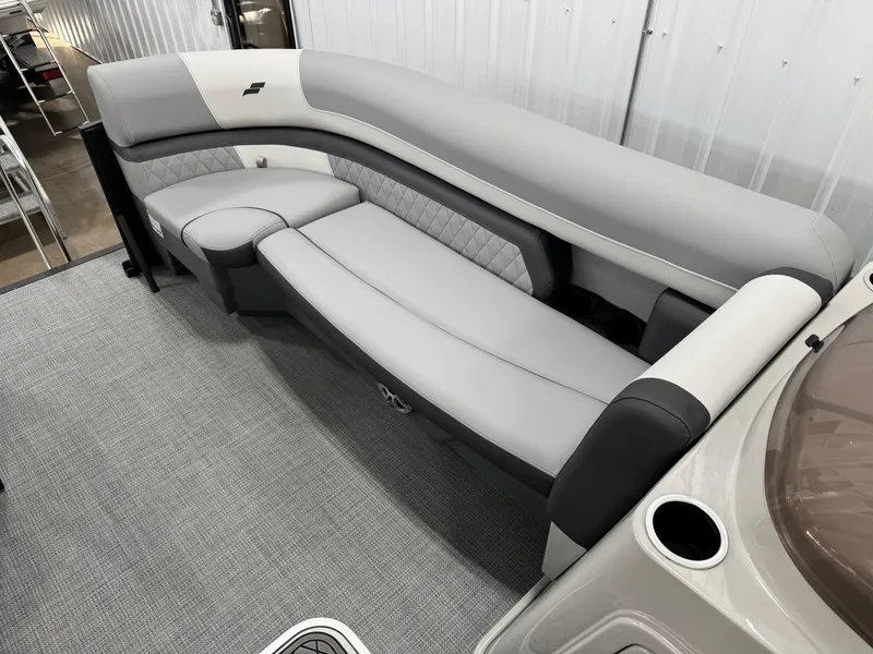 Slide: The Image of Starcraft EXS 5 DL 2026 - 24