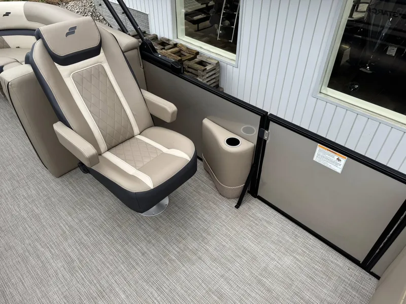 Slide: The Image of Starcraft EXS 5 R 2026 - 16