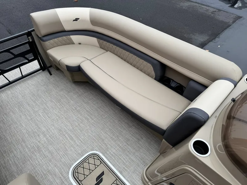 Slide: The Image of Starcraft EXS 5 R 2026 - 17