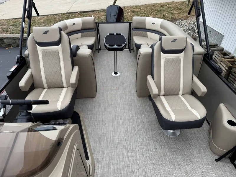 Slide: The Image of Starcraft EXS 5 R 2026 - 4