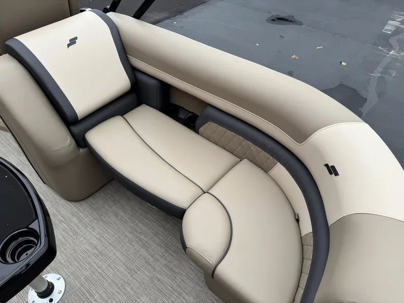 Slide: The Image of Starcraft EXS 5 R 2026 - 6