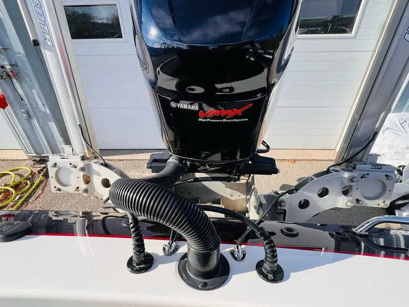 Slide: The Image of Skeeter ZX190 2010 - 13