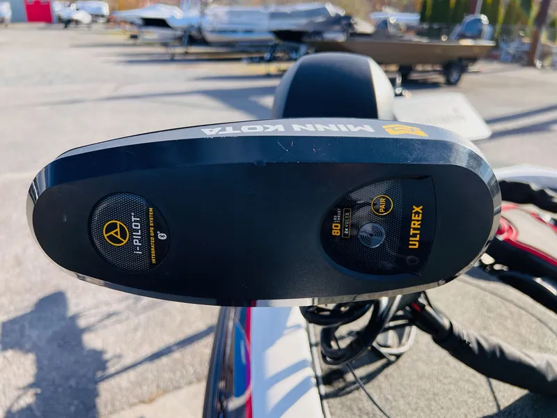 Slide: The Image of Skeeter ZX190 2010 - 24