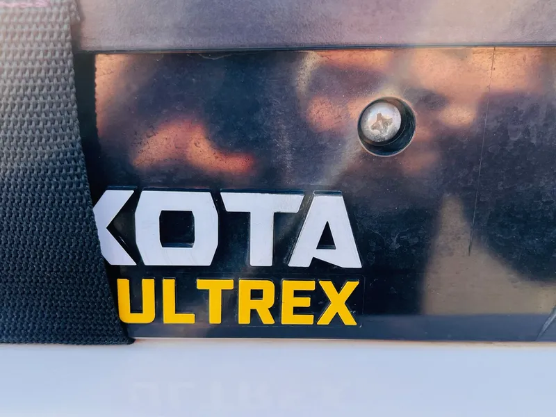 Slide: The Image of Skeeter ZX190 2010 - 27