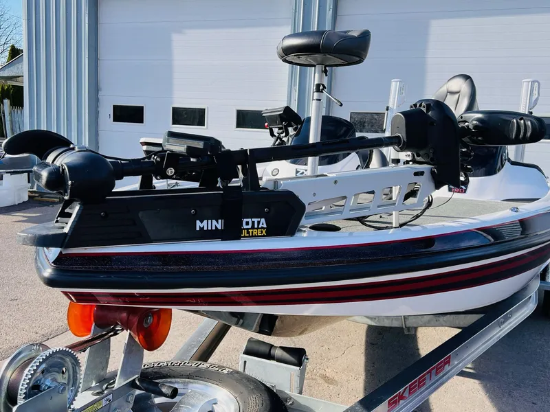 Slide: The Image of Skeeter ZX190 2010 - 34