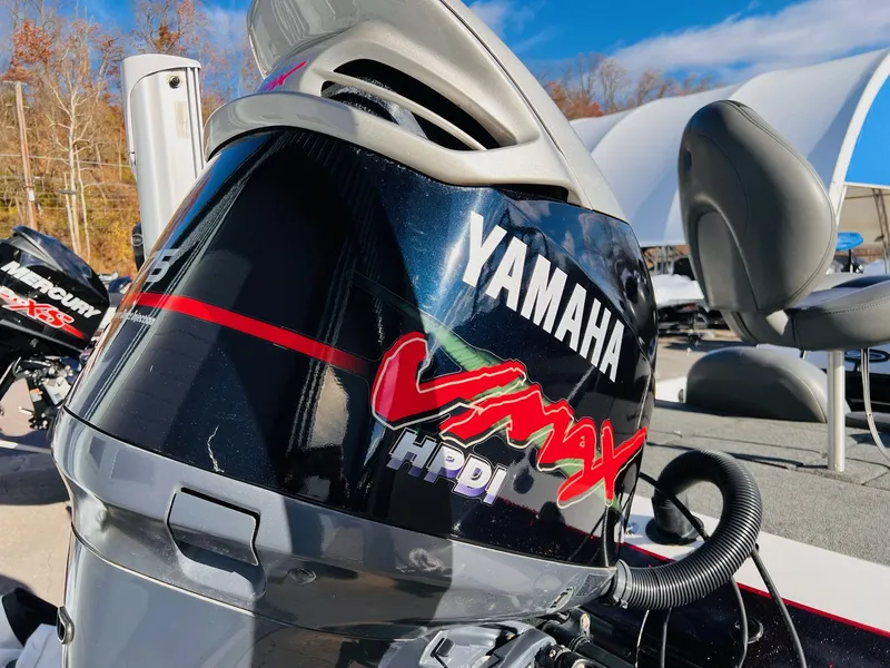 Slide: The Image of Skeeter ZX190 2010 - 38