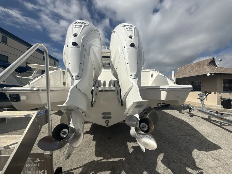 Slide: The Image of Pursuit S 358 Sport 2025 - 20