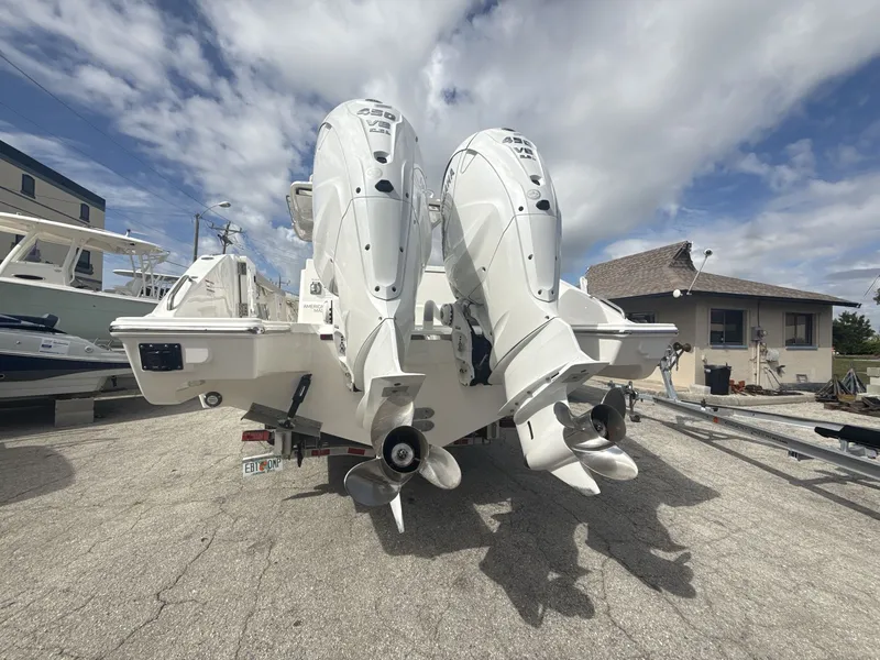 Slide: The Image of Pursuit S 358 Sport 2025 - 4