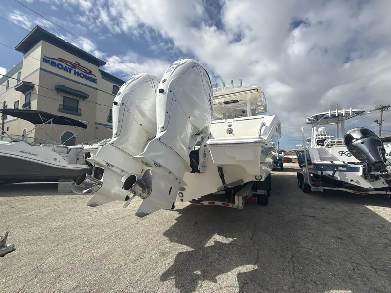 Slide: The Image of Pursuit S 358 Sport 2025 - 5