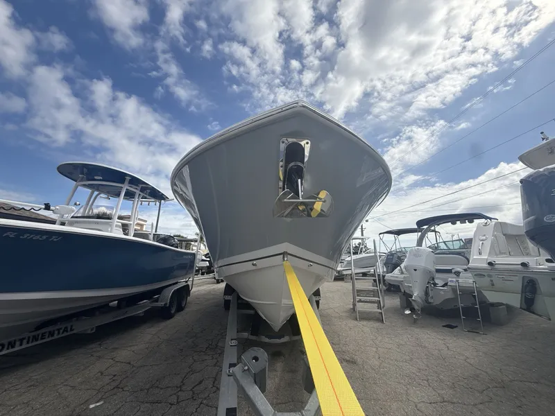 Slide: The Image of Pursuit S 358 Sport 2025 - 8