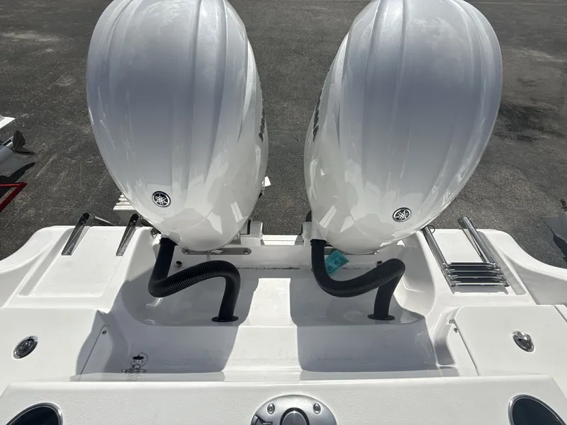 Slide: The Image of Sportsman Heritage 261 Center Console 2026 - 19