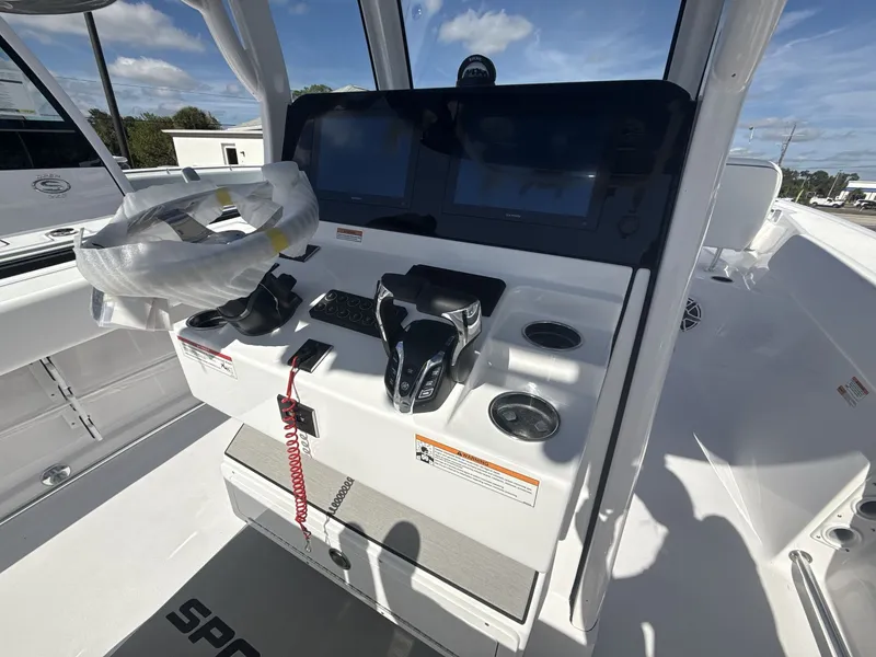 Slide: The Image of Sportsman Heritage 261 Center Console 2026 - 22