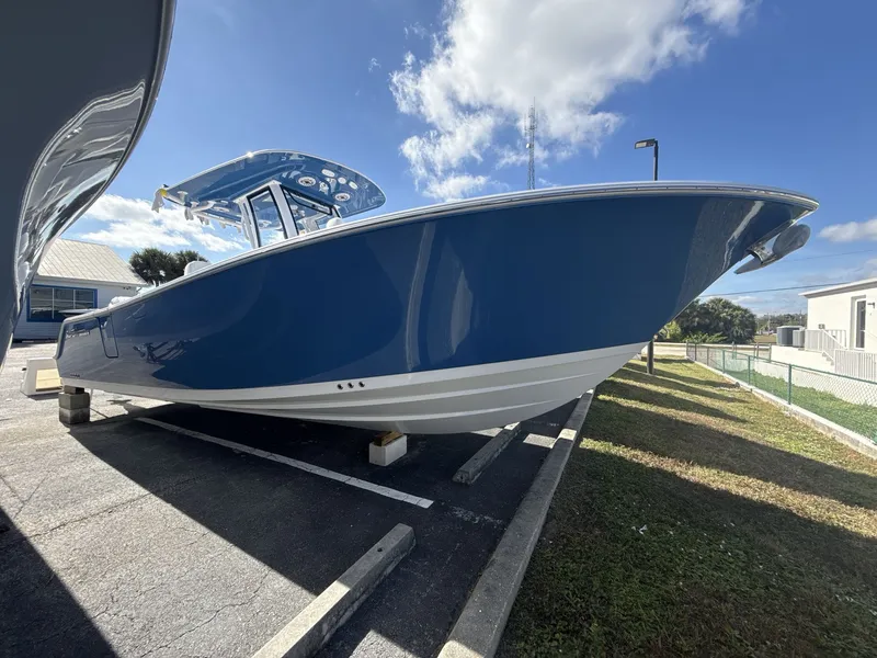 Slide: The Image of Sportsman Heritage 261 Center Console 2026 - 5