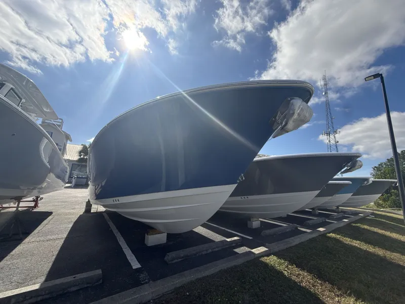 Slide: The Image of Sportsman Heritage 261 Center Console 2026 - 6