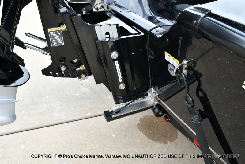 Slide: The Image of Triton 19 TRX PATRIOT w/225HP PRO-XS 2025 - 25