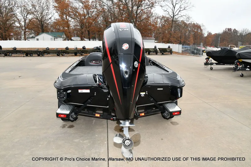 Slide: The Image of Triton 19 TRX PATRIOT w/225HP PRO-XS 2025 - 27