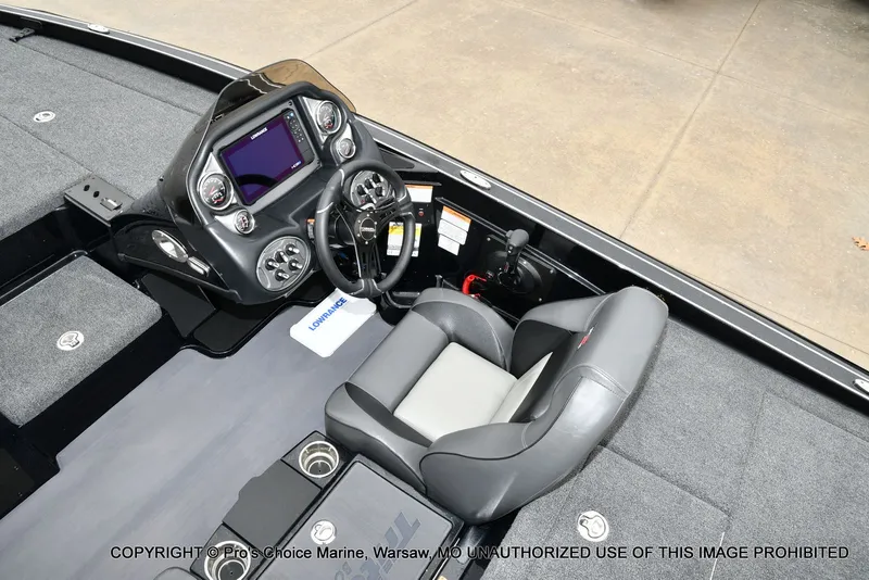 Slide: The Image of Triton 19 TRX PATRIOT w/225HP PRO-XS 2025 - 43