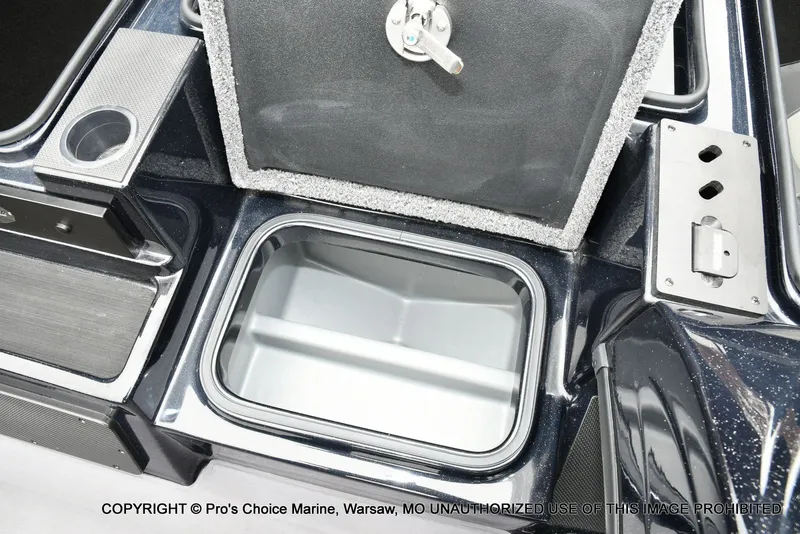 Slide: The Image of Triton 19 TRX PATRIOT w/225HP PRO-XS 2025 - 54