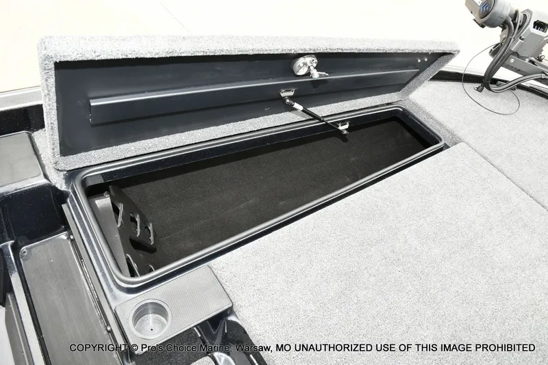 Slide: The Image of Triton 19 TRX PATRIOT w/225HP PRO-XS 2025 - 57