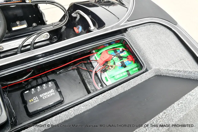 Slide: The Image of Triton 19 TRX PATRIOT w/225HP PRO-XS 2025 - 68