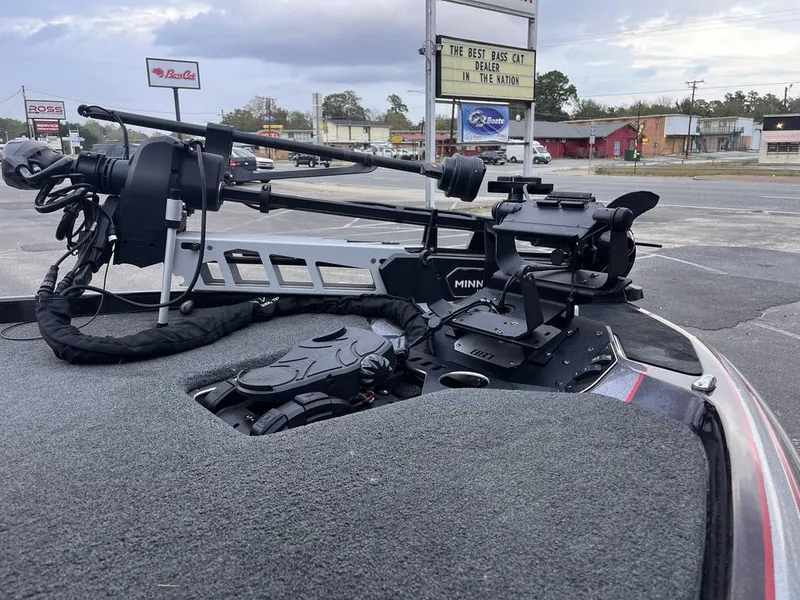 Slide: The Image of Skeeter FXR20 2023 - 22