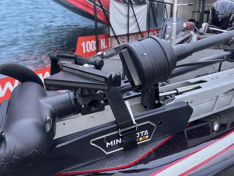 Slide: The Image of Skeeter FXR20 2023 - 28