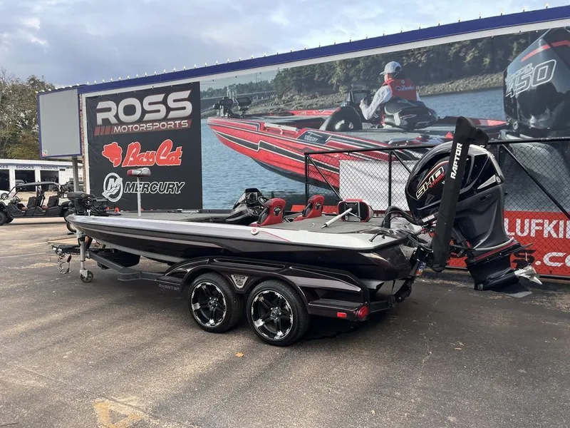 Slide: The Image of Skeeter FXR20 2023 - 5