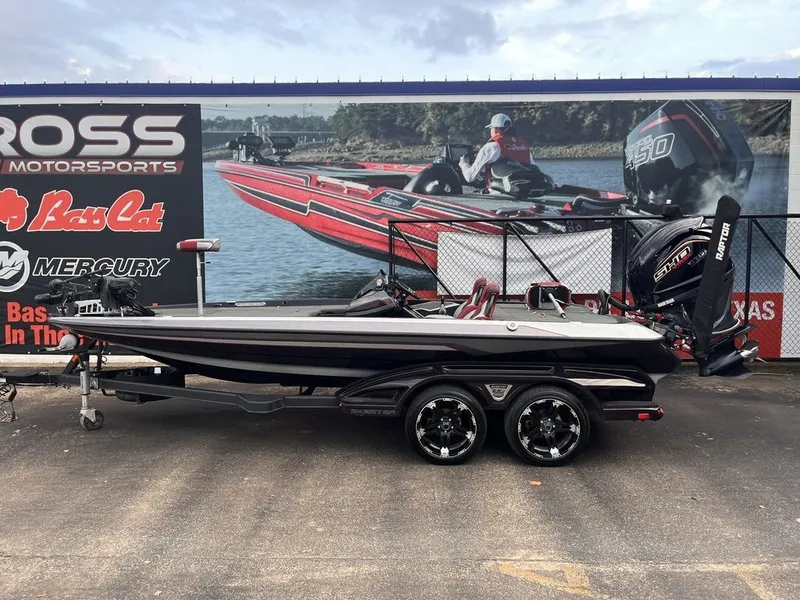 Slide: The Image of Skeeter FXR20 2023 - 6