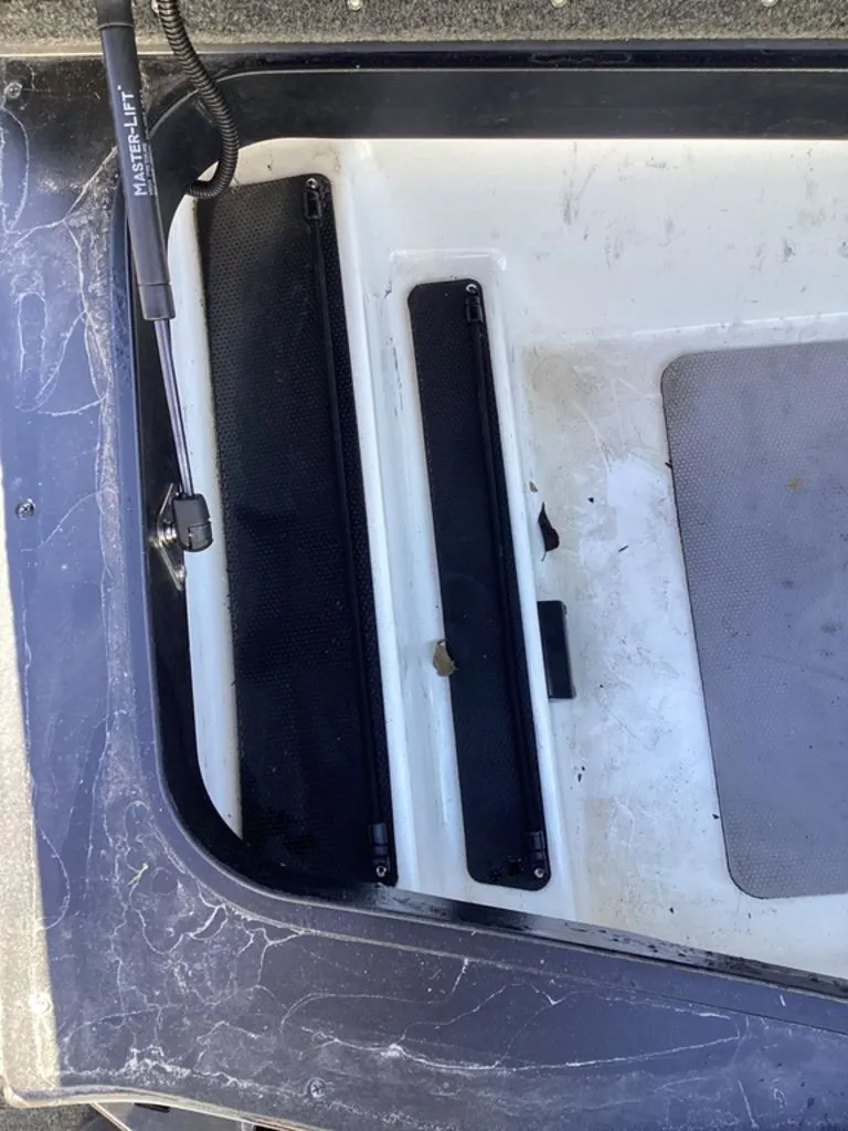 Slide: The Image of Skeeter FXR20 2023 - 62