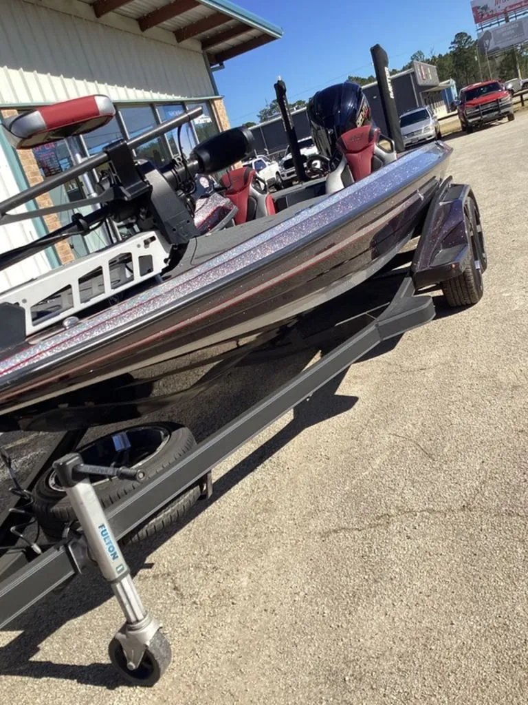 Slide: The Image of Skeeter FXR20 2023 - 65