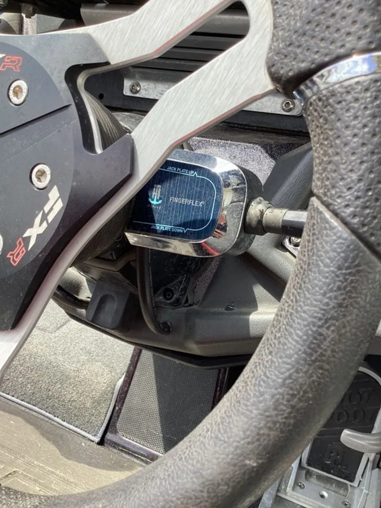 Slide: The Image of Skeeter FXR20 2023 - 67