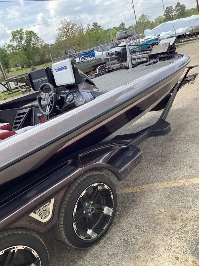 Slide: The Image of Skeeter FXR20 2023 - 70