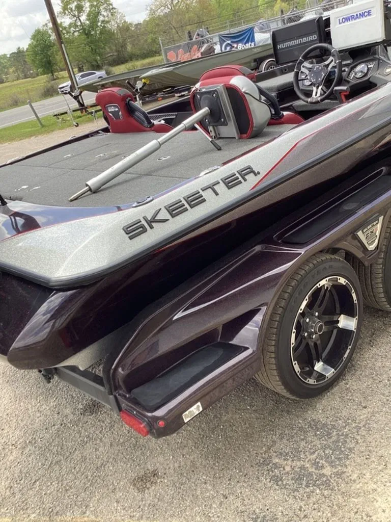 Slide: The Image of Skeeter FXR20 2023 - 71