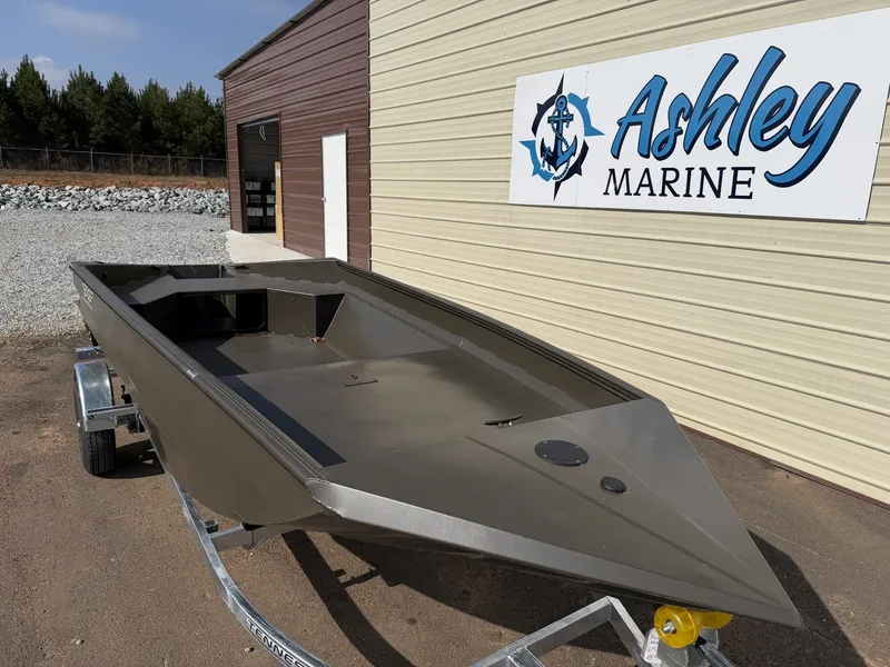 Slide: The Image of Edge Duck Boats Sportsman Series 656DB MID DECK 2026 - 3