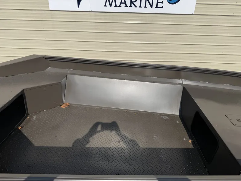 Slide: The Image of Edge Duck Boats Sportsman Series 656DB MID DECK 2026 - 6