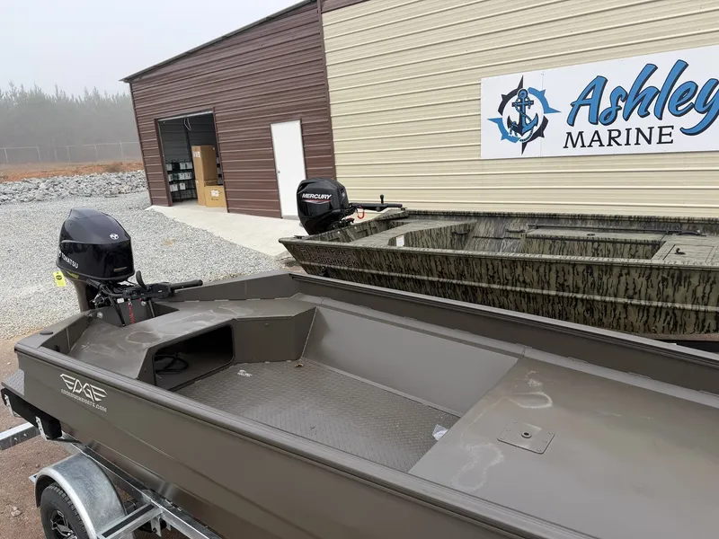 Slide: The Image of Edge Duck Boats Sportsman Series 656DB MID DECK 2026 - 6