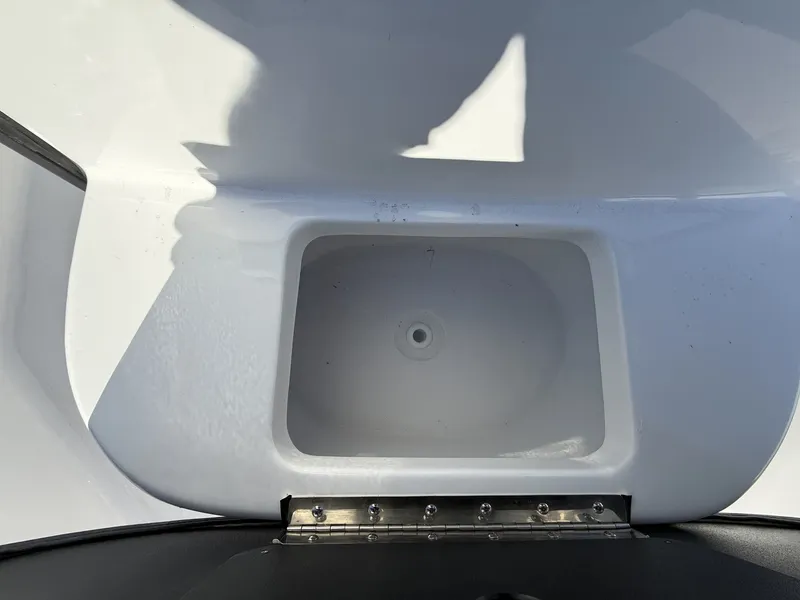 Slide: The Image of Tidewater 232 CC Adventure 2026 - 8