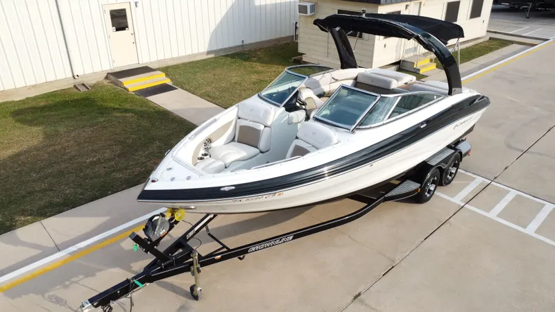 Slide: The Image of Crownline Boats 235 SS 2014 - 11