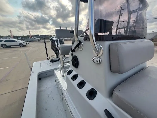 Slide: The Image of Majek 22' Illusion 2008 - 18