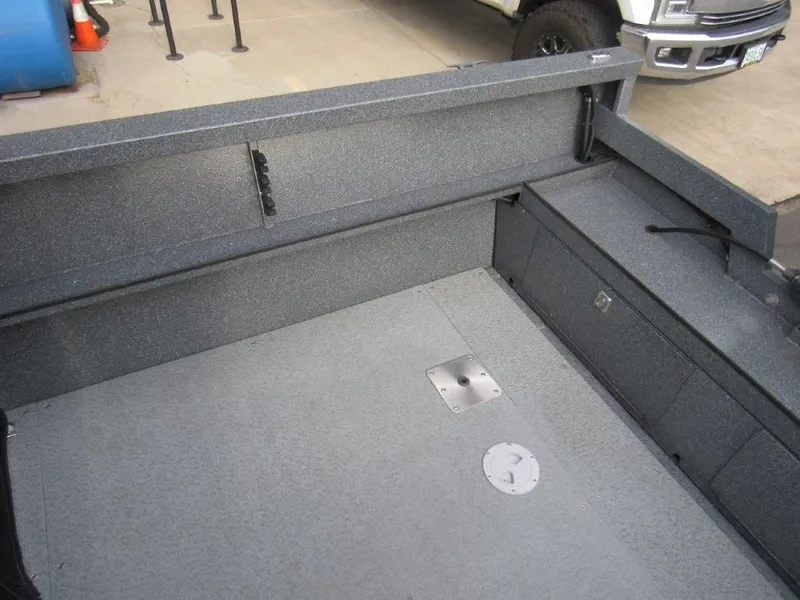 Slide: The Image of Alumaweld 20 STRYKER 2014 - 10