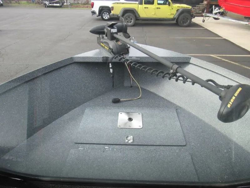 Slide: The Image of Alumaweld 20 STRYKER 2014 - 16