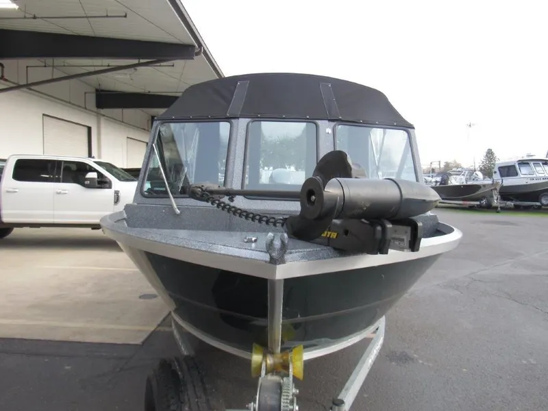 Slide: The Image of Alumaweld 20 STRYKER 2014 - 8