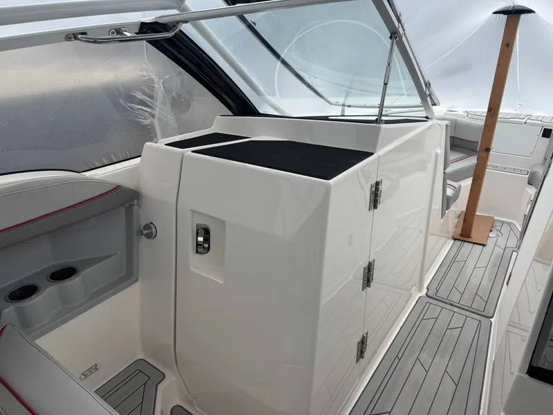 Slide: The Image of Solara S-250DC 2023 - 12