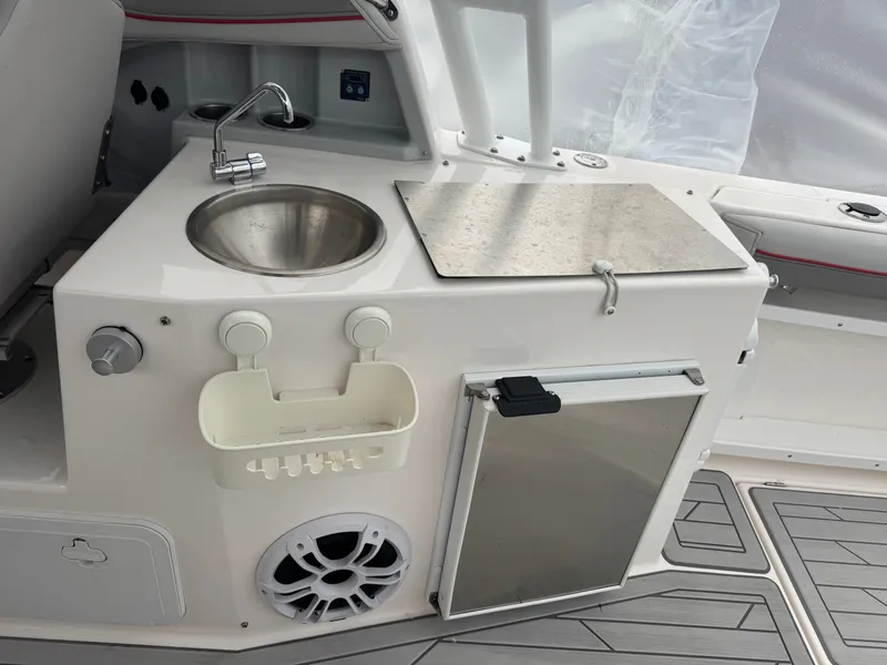 Slide: The Image of Solara S-250DC 2023 - 18