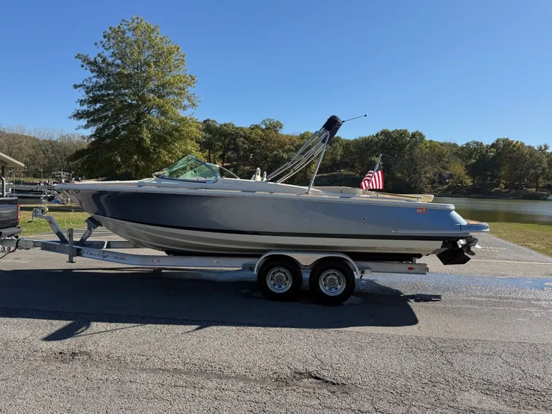 The Image of Chris-Craft LAUNCH GT 25 2024 - 1