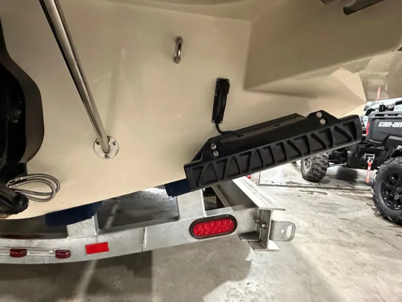 Slide: The Image of Chris-Craft LAUNCH GT 25 2024 - 5